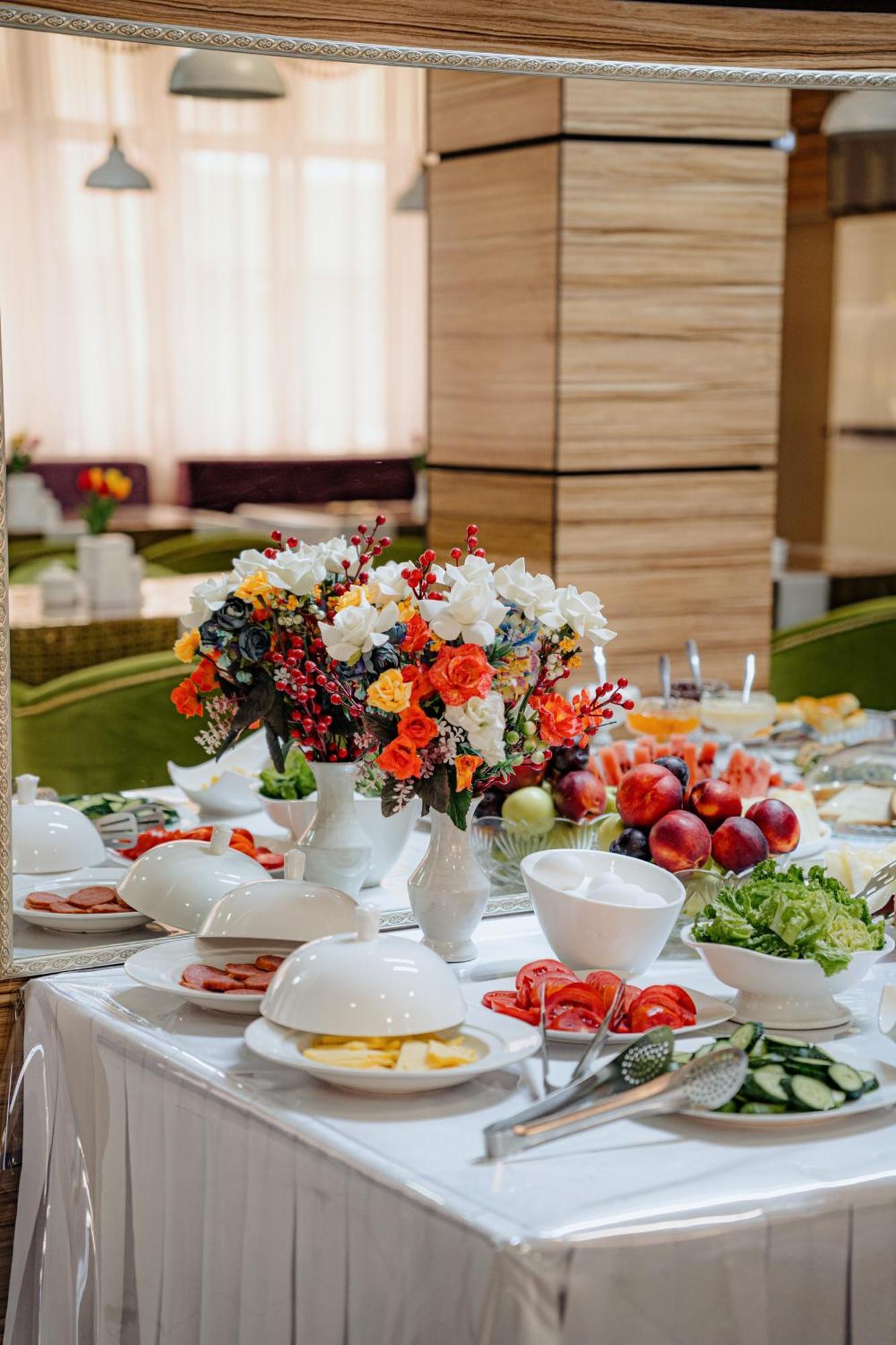 Union Plaza Otel Astana Dış mekan fotoğraf